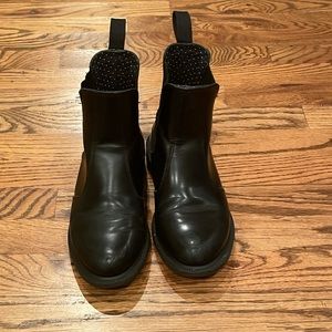 Doc Marten Chelsea boots